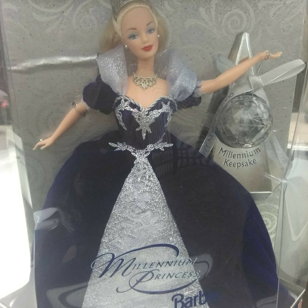 Millennium Barbie 2000 vintage